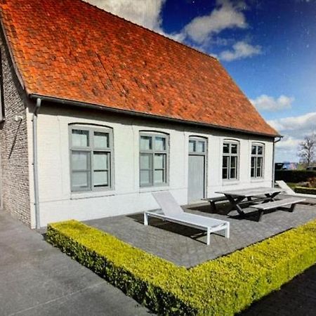 Schravenhoek Met Indoorzwembad En Sauna Veurne Exterior foto