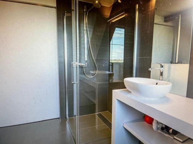 Schravenhoek Met Indoorzwembad En Sauna Veurne Exterior foto